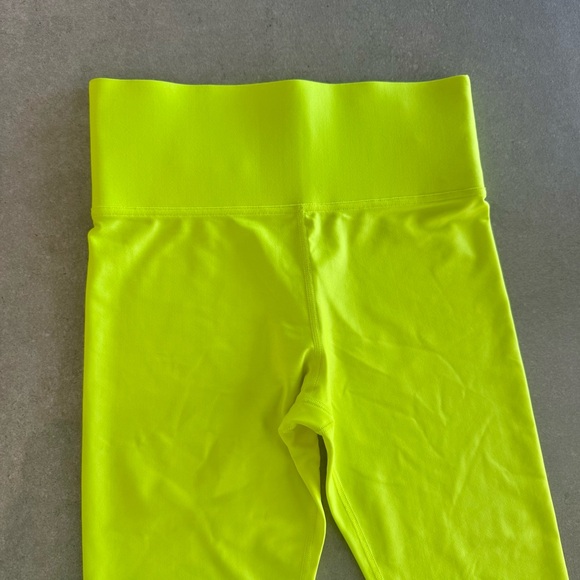 CARBON38 Takara Shine leggings in neon yellow - Picture 4 of 5